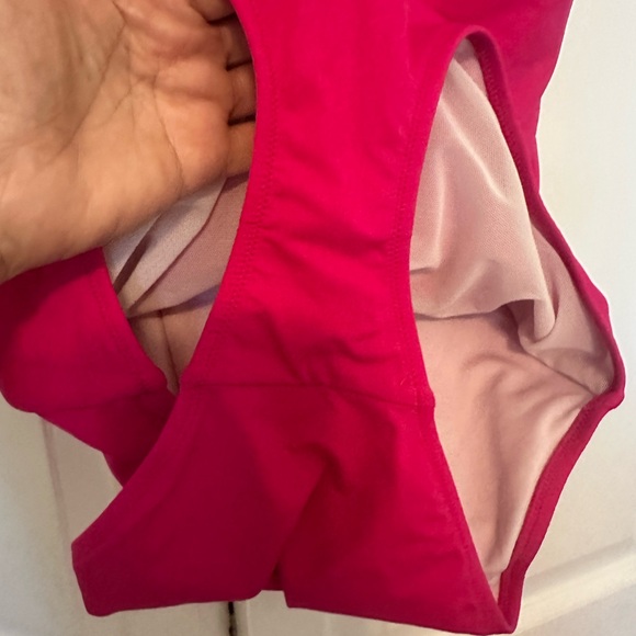 Seekers Essentials Australia One Piece - Picture 6 of 11